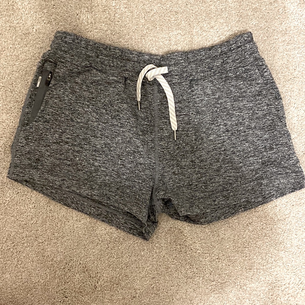 Vuori Halo Performance Short Heather Grey XS